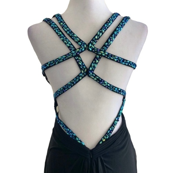 The Perfect Dress Long Black Cut Out Formal Party Dress - Picture 3 of 6